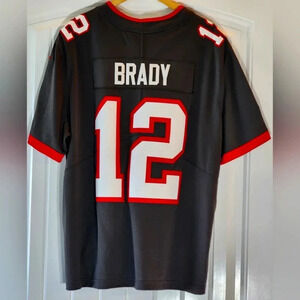 Men's Nike Tom Brady Pewter Tampa Bay Buccaneers Alternate Vapor Limited Jersey